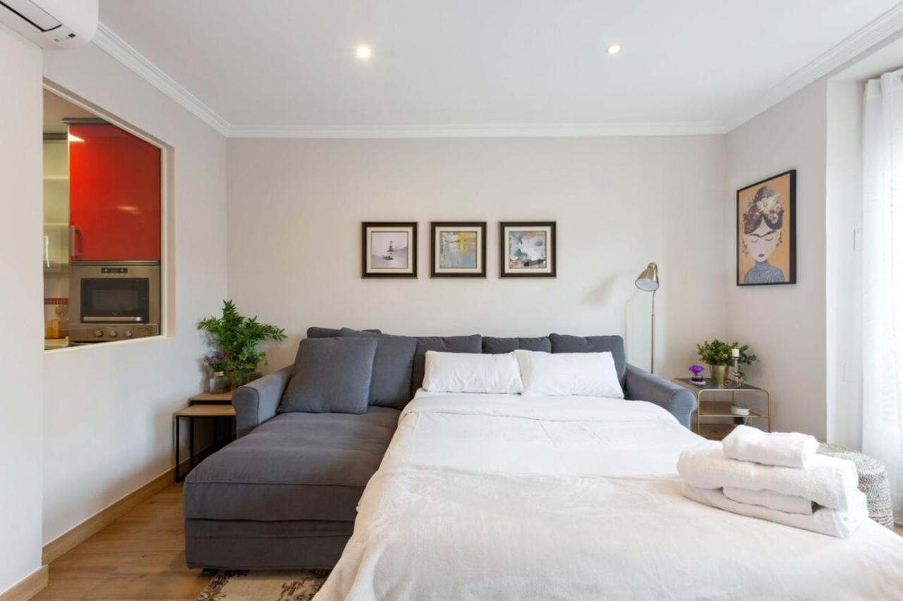 Elegant 1 Bedroom Apartment In The Heart Of Centro Madrid Exterior foto