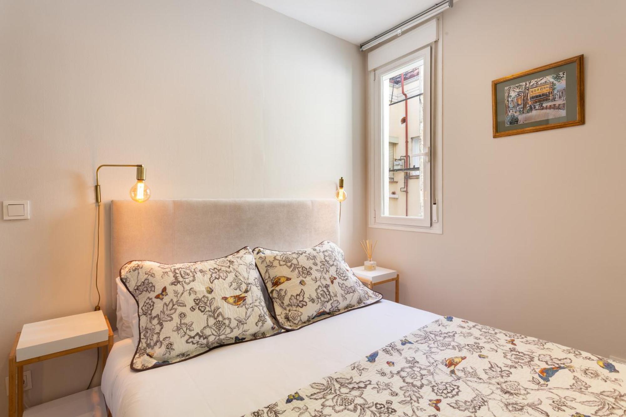Elegant 1 Bedroom Apartment In The Heart Of Centro Madrid Exterior foto